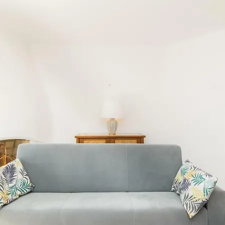 Great S.rafael Aprt. Walking Distance To The Apartmán