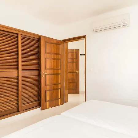 Great S.rafael Aprt. Walking Distance To The Apartamento