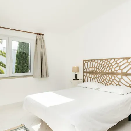 Great S.rafael Aprt. Walking Distance To The Daire